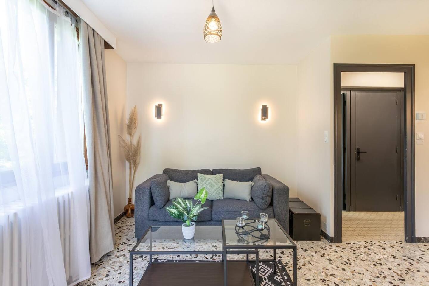 Apartment Les Cantinieres - Bourgoin Jallieu - Jardin Prive Ruy-Montceau
